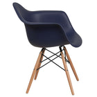 Flash Furniture - 2 pièces Chaise de la série Alonza en plastique marine avec pattes en bois-Appuis-bras courbés