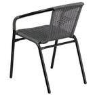 Table ronde en verre et en métal 28 po avec bordure en rotin gris et 4 chaises empilables en rotin gris (TLH-087RD-037GY4-GG)-Pour une utilisation intérieure et extérieure